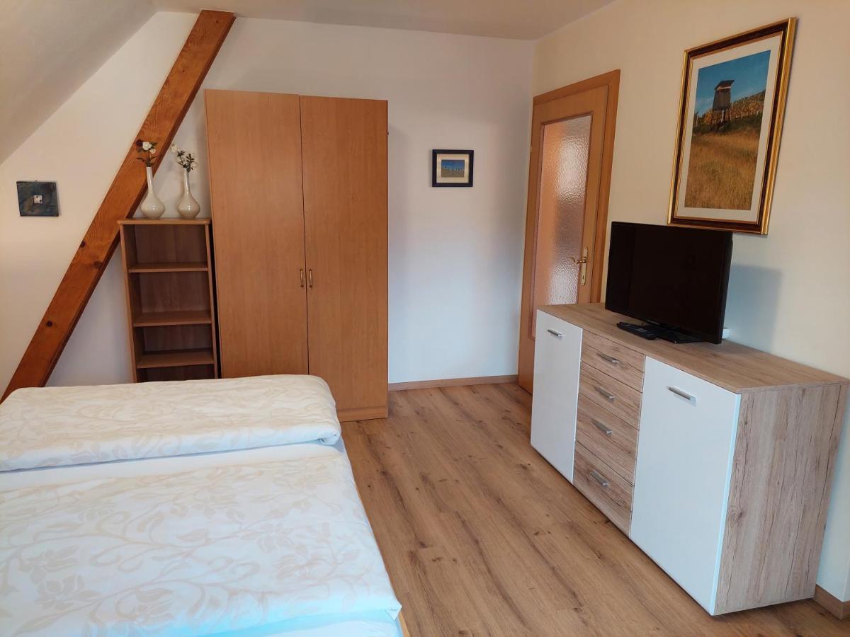 Anna'S Home - Ferienwohnungen Ratsch an der Weinstraße Eksteriør bilde